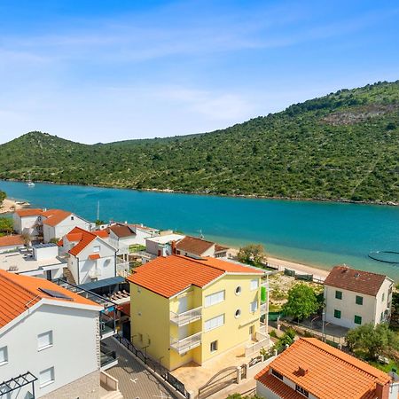 Apartment Antonija روغوزنيكا المظهر الخارجي الصورة